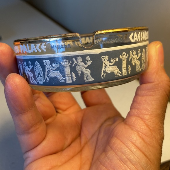 Vintage Caesars Palace Ashtray - Picture 4 of 4
